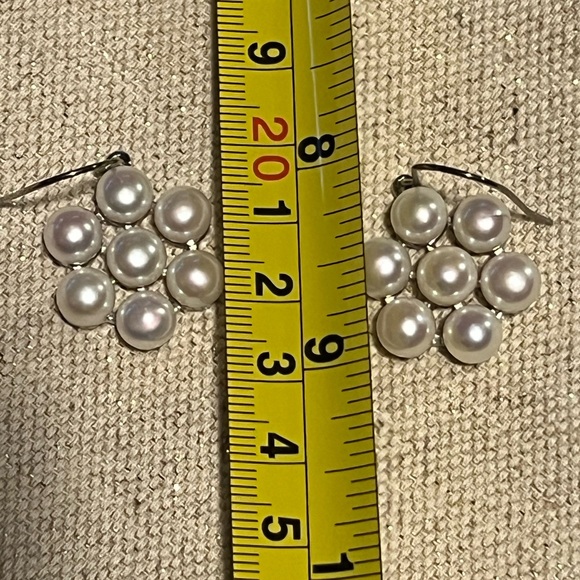 Cultured Fresh Water White Pearl Italian Earrings ..  Set in Sterling Silver - Picture 5 of 5